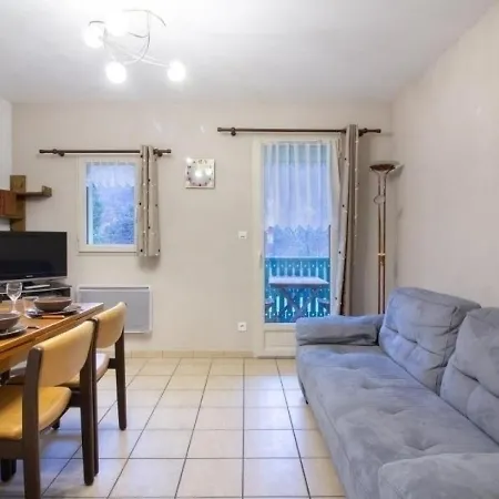 Holiday home Triplex Pour 7 Pers. Avec Terrasse, Parking, Proche Telecabine Et Commerces - Fr-1-401-178 Cauterets